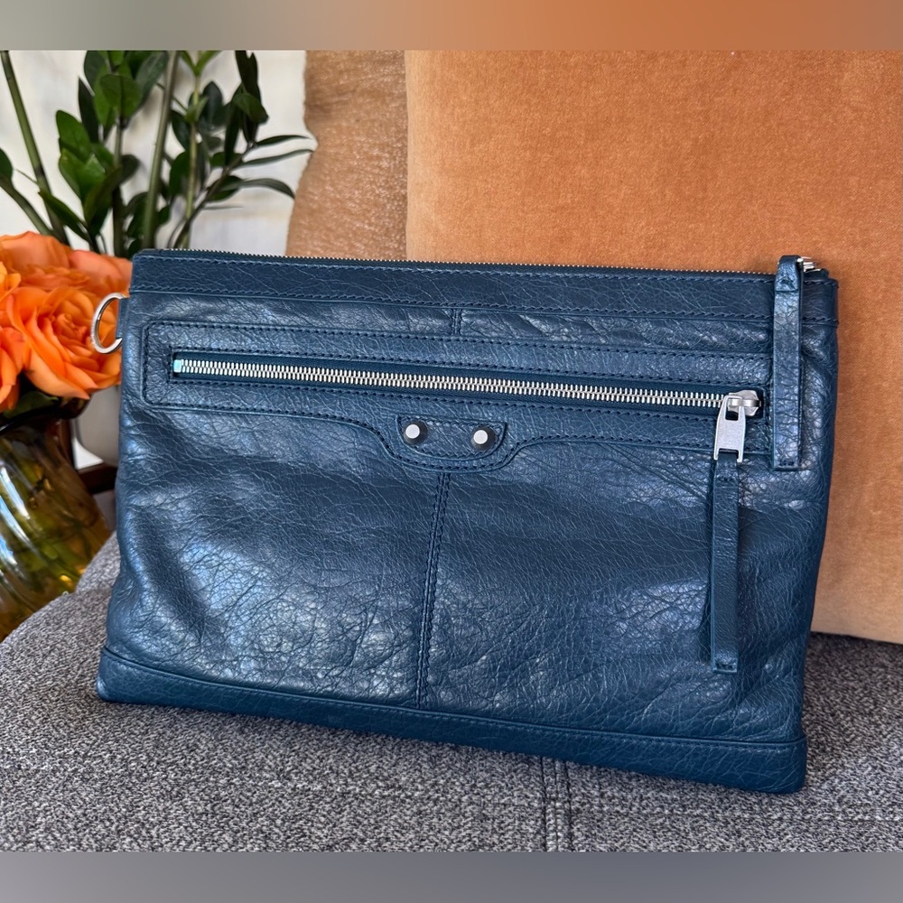 Balenciaga Teal Blue Leather Classic Clip Clutch - Picture 3 of 17